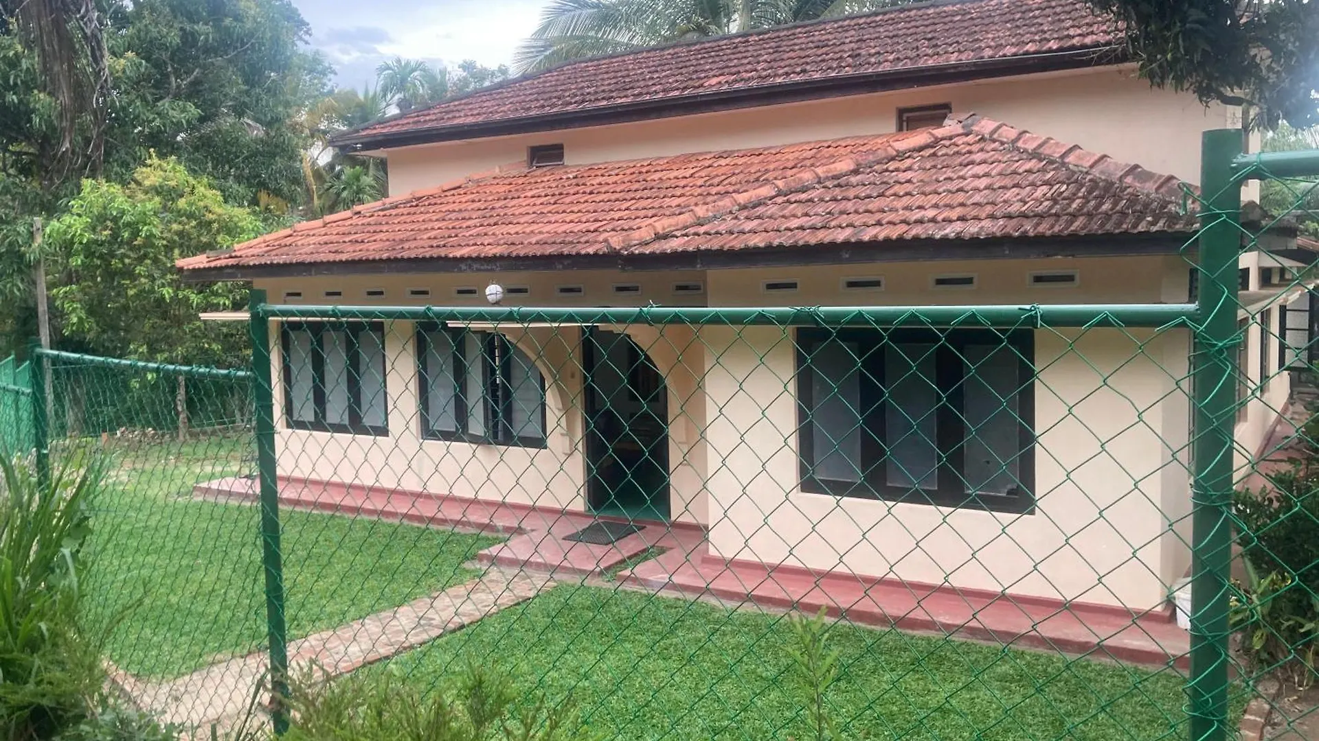 Homestay Kotuwegedera Dumbara Residency Apartment Kandy Sri Lanka